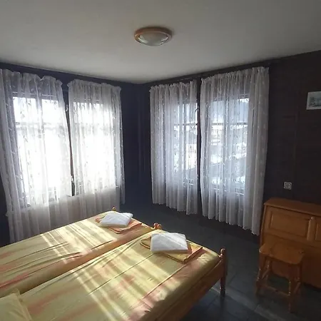 бащин дом Pensjonat 3*