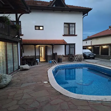 Pensjonat бащин дом