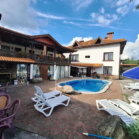 бащин дом Affittacamere Apriltsi (Lovech)