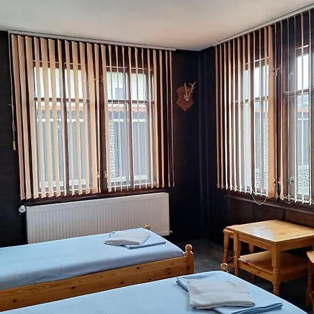 бащин дом 3* Apriltsi (Lovech)