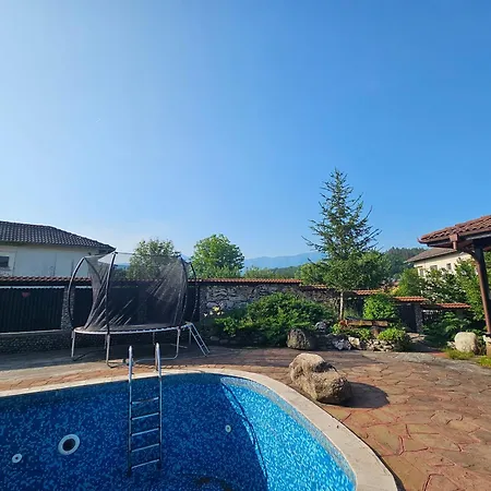 бащин дом 3* Apriltsi (Lovech)