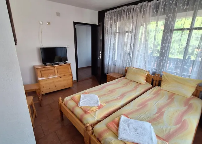 бащин дом 招待所 3*