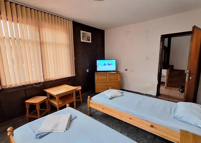 招待所 бащин дом 阿普里尔齐